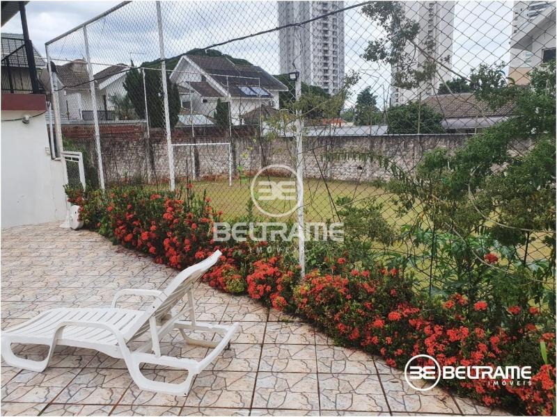 Sobrado  -  Zona 08  - Maringá  -  R$3.600.000,00