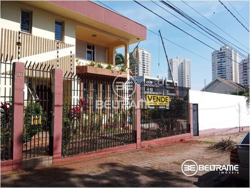 Sobrado  -  Zona 08  - Maringá  -  R$3.600.000,00