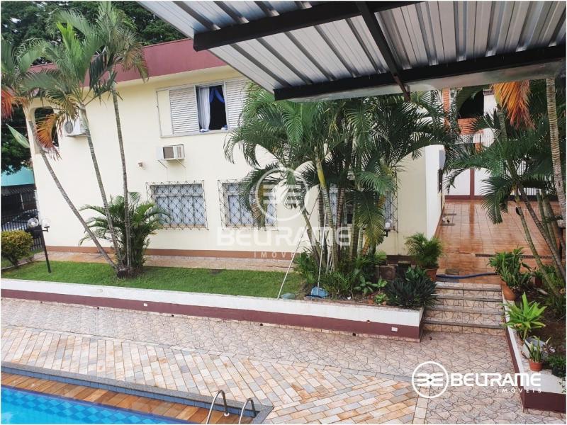 Sobrado  -  Zona 08  - Maringá  -  R$3.600.000,00