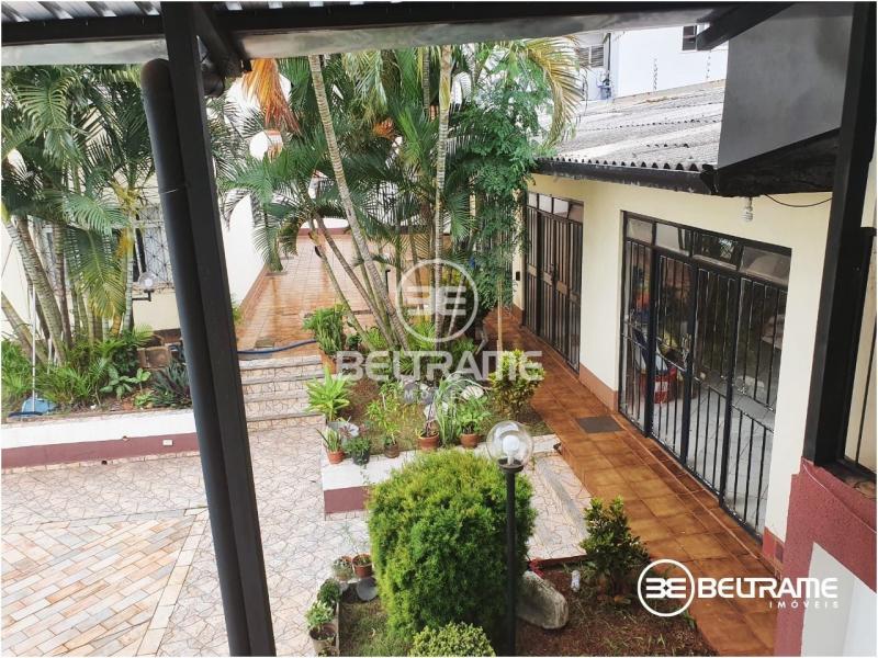 Sobrado  -  Zona 08  - Maringá  -  R$3.600.000,00