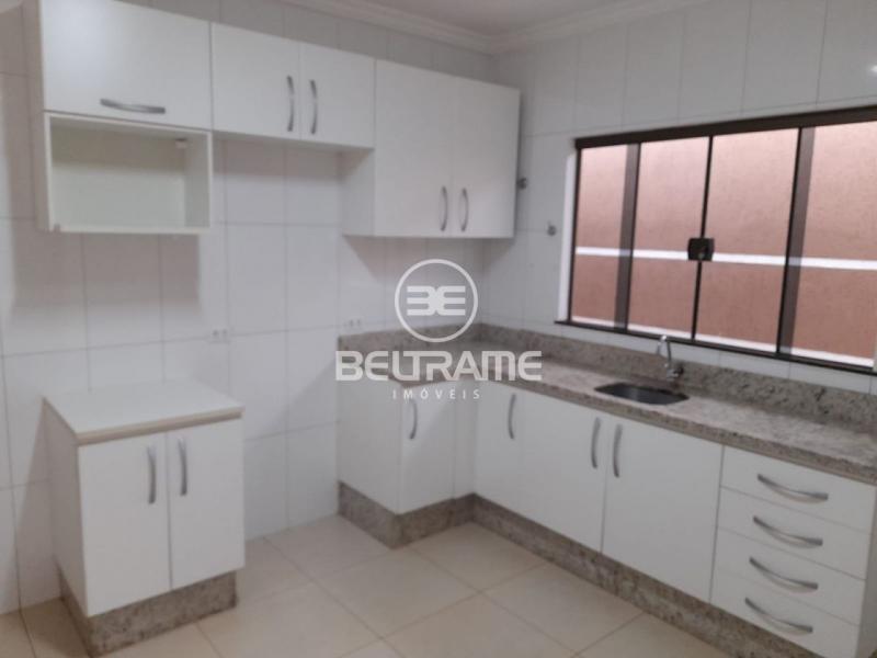 Casa - Jardim Botânico - Maringá - PR  R$500.000,00