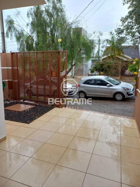 Casa - Jardim Botânico - Maringá - PR  R$500.000,00