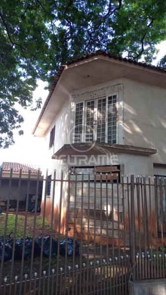 Casa -  Zona 07 - Maringá -PR   R$750.000,00