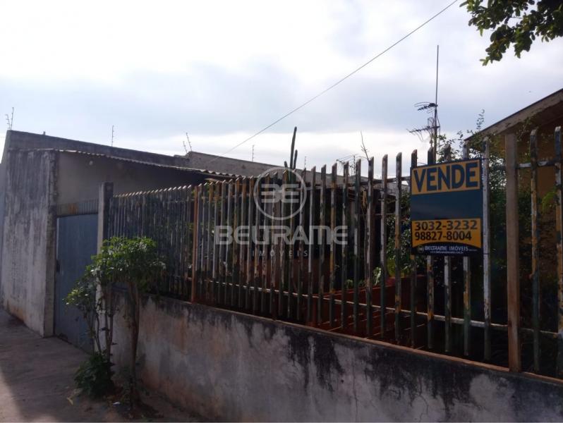 2 Casas + 1 Sala Comercial - Conj.Cidade Alta - R$425.000,00