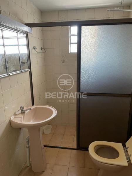 Casa - Conjunto Borba Gato - R$230.000,00