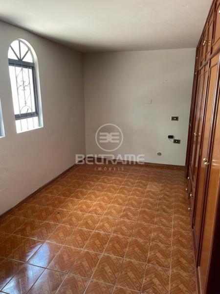 Casa - Conjunto Borba Gato - R$230.000,00