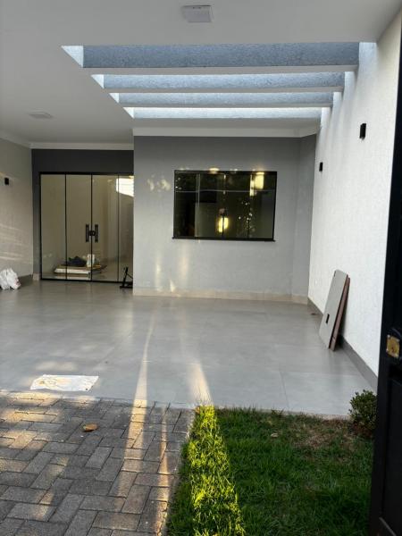 Casa  -  Jardim Dias I -  Maringá  - PR ---  R$ 473.000,00