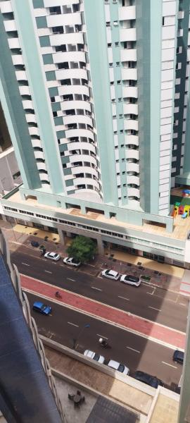 Apto  Zona 07  Edf. Torre Horacio Racanello  R$ 715.000,00