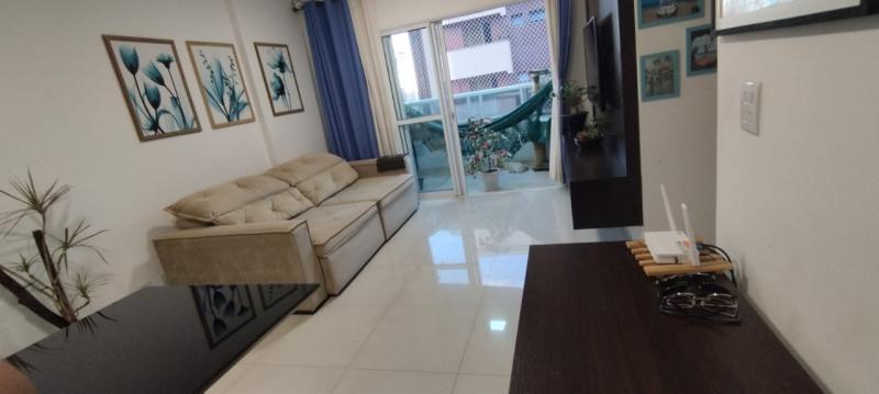 Apto  Zona 07  Edf. Torre Horacio Racanello  R$ 715.000,00