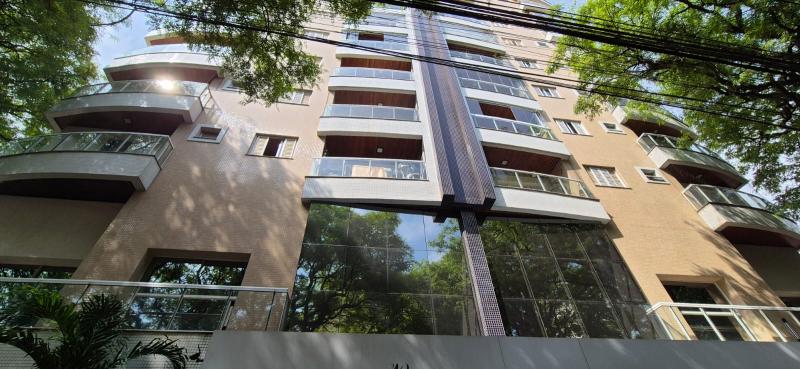 Apto -  Edificio Maíson Monet - Zona 07 - R$ 1.050.000,00 