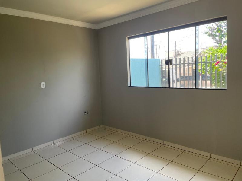 Casa Jardim Paris III Maringá -Paraná   R$ 450.000,00