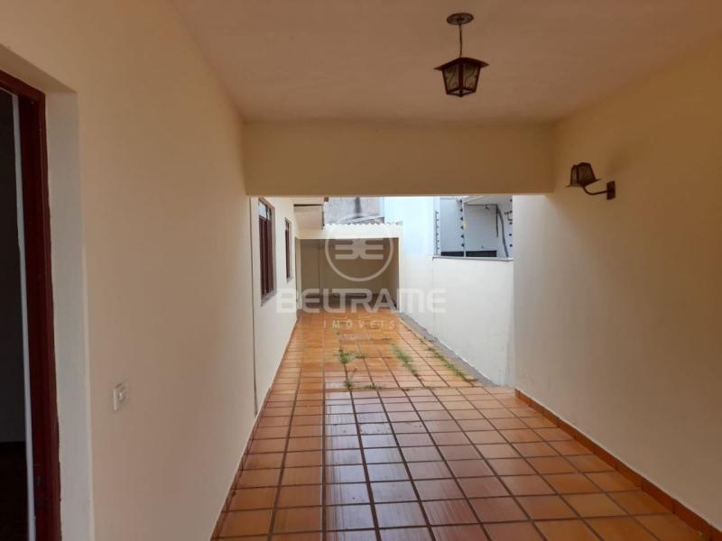 Casa na Av. São Domingos  - Vila Morangueira  R$ 730.000,00