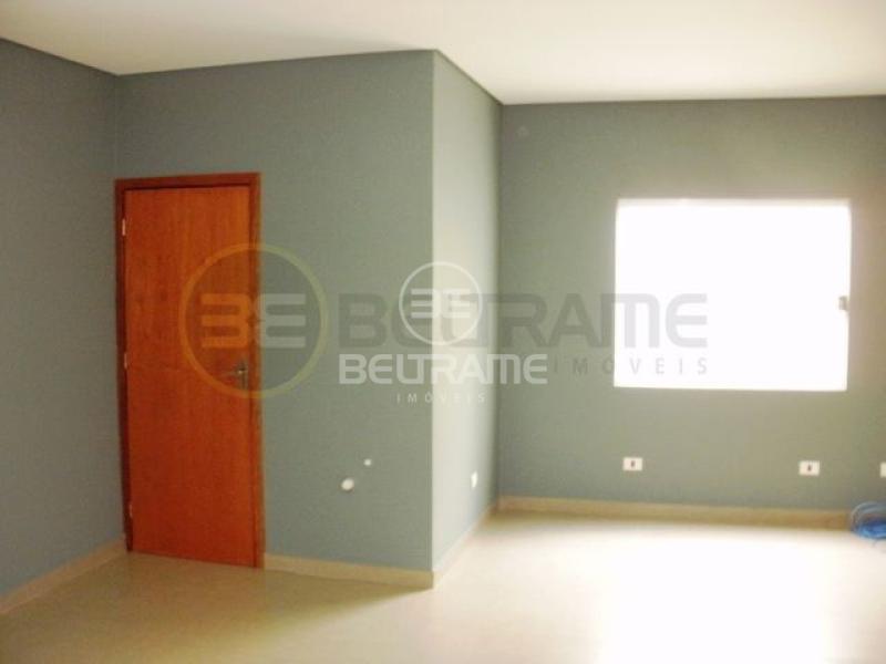 Sala Cond. Centro Medico Camélias -    R$ 229.000,00