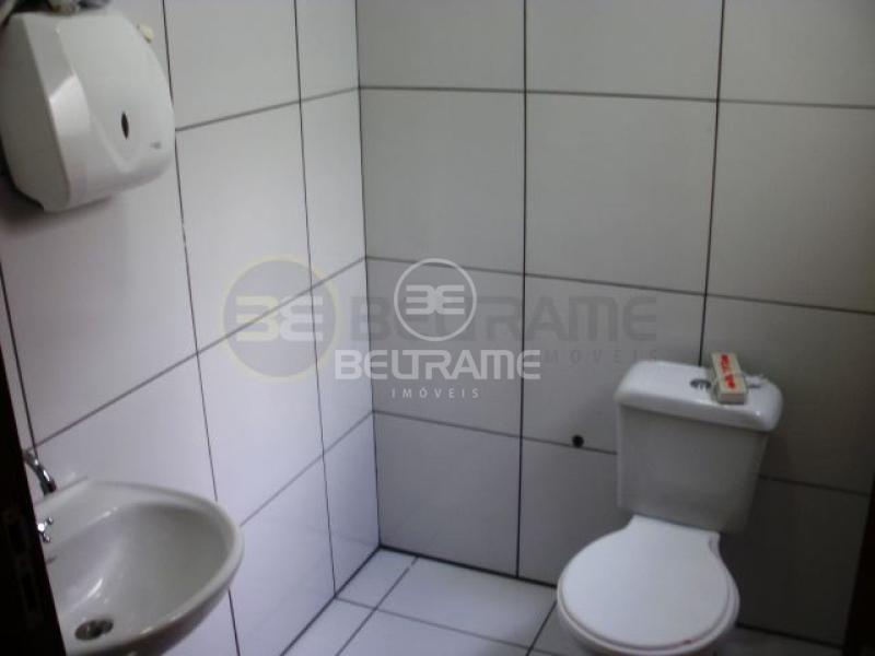 Sala Cond. Centro Medico Camélias -    R$ 229.000,00