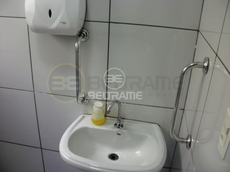 Sala Cond. Centro Medico Camélias -    R$ 229.000,00