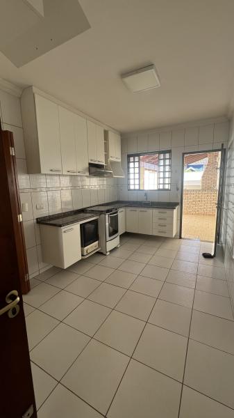 Sobrado  -   Jardim Novo Horizonte  - ** R$ 650.000,00