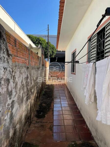 Casa - Zona 05 - Maringá - PR. - R$580.000,00