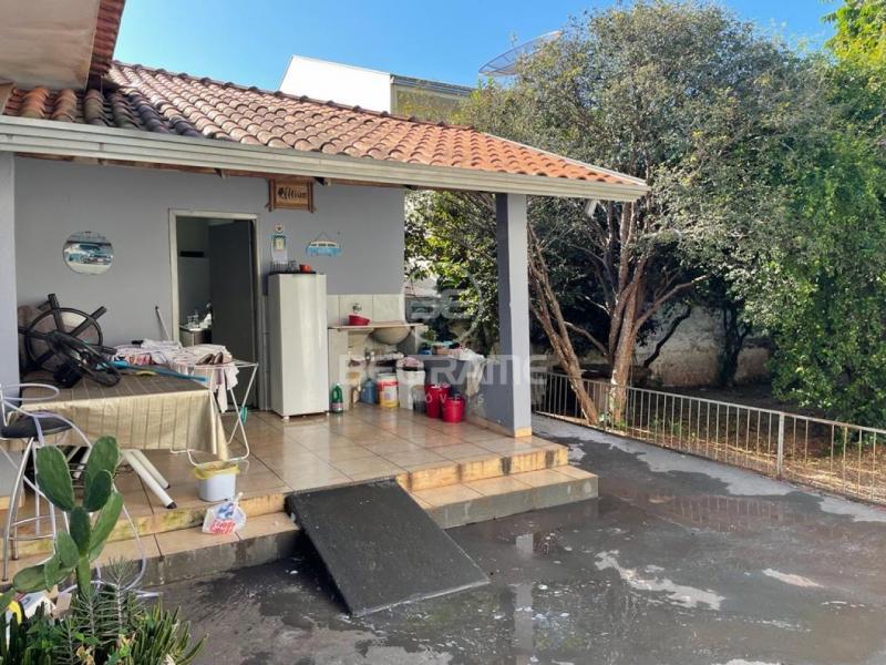 Casa - Zona 05 - Maringá - PR. - R$580.000,00