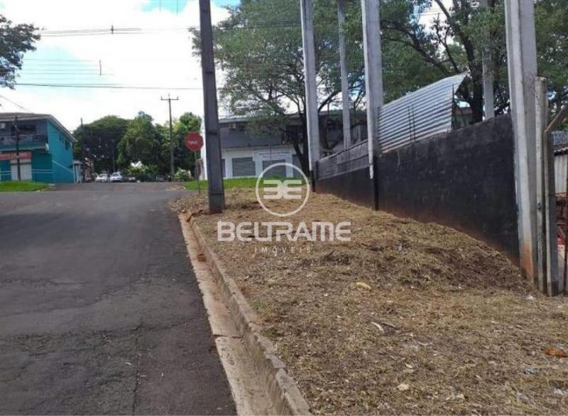 Terreno Com. - Pq. das Laranjeiras - R$500.000,00